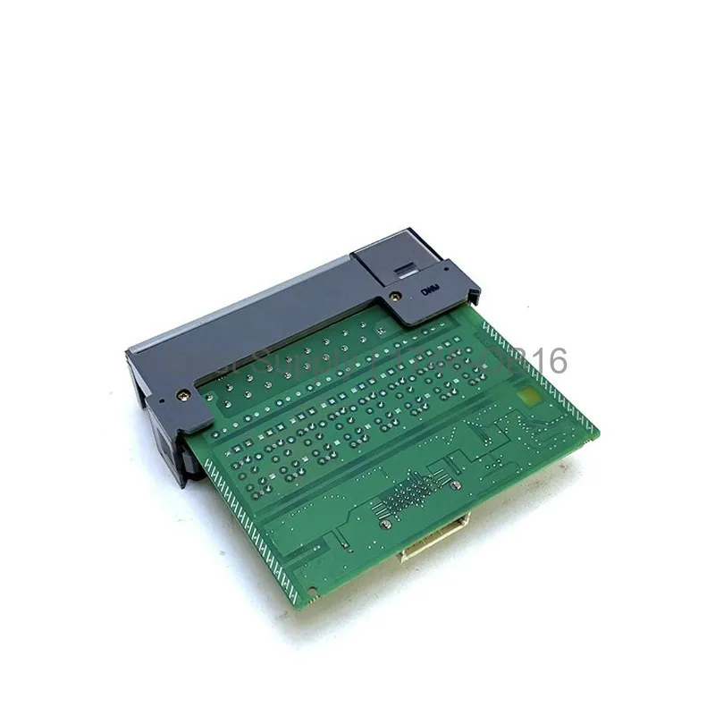 Discrete Output Module Allen-Bradley 1746-OB16 SLC500 16 Outputs